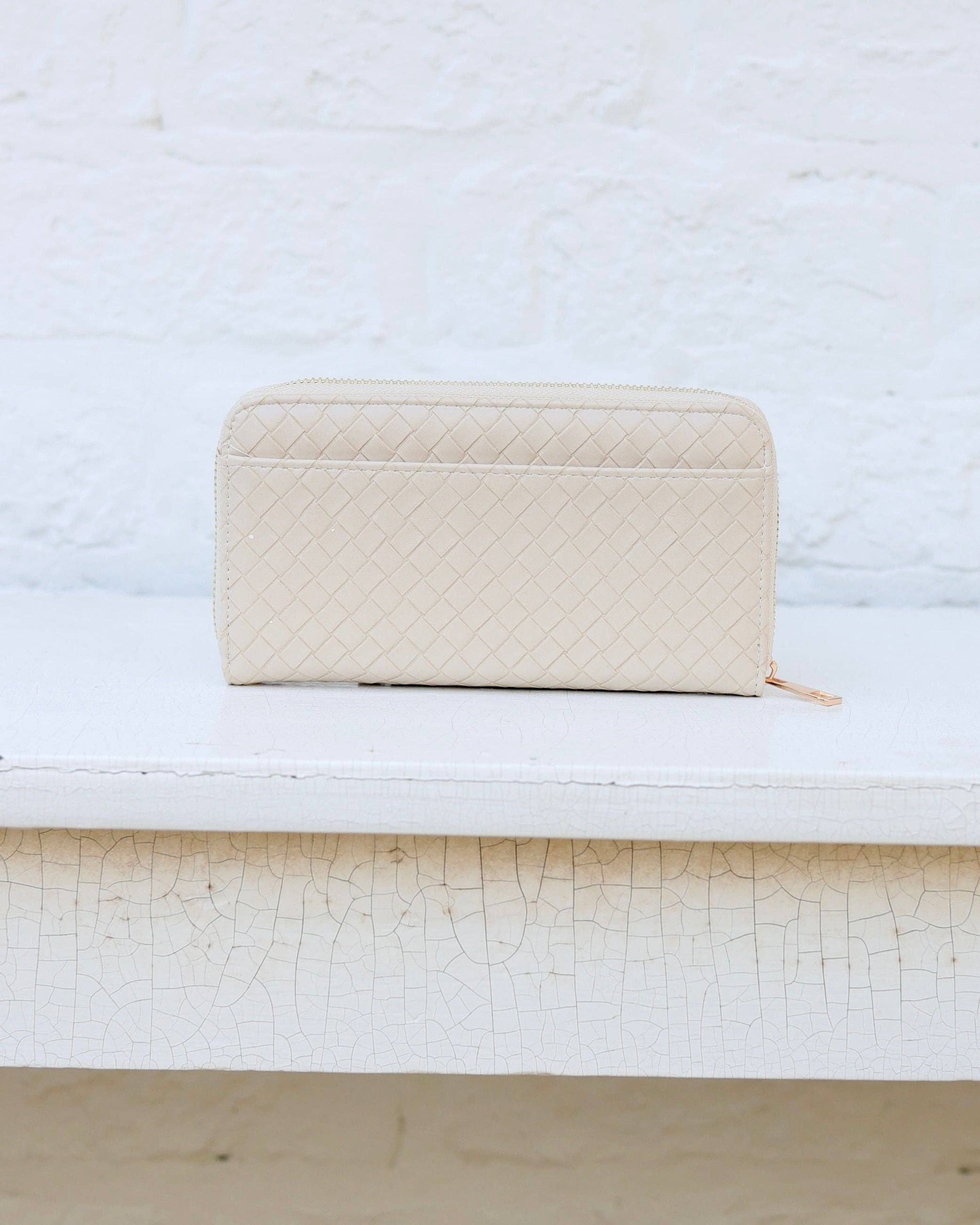Penelope Wallet Woven Almond