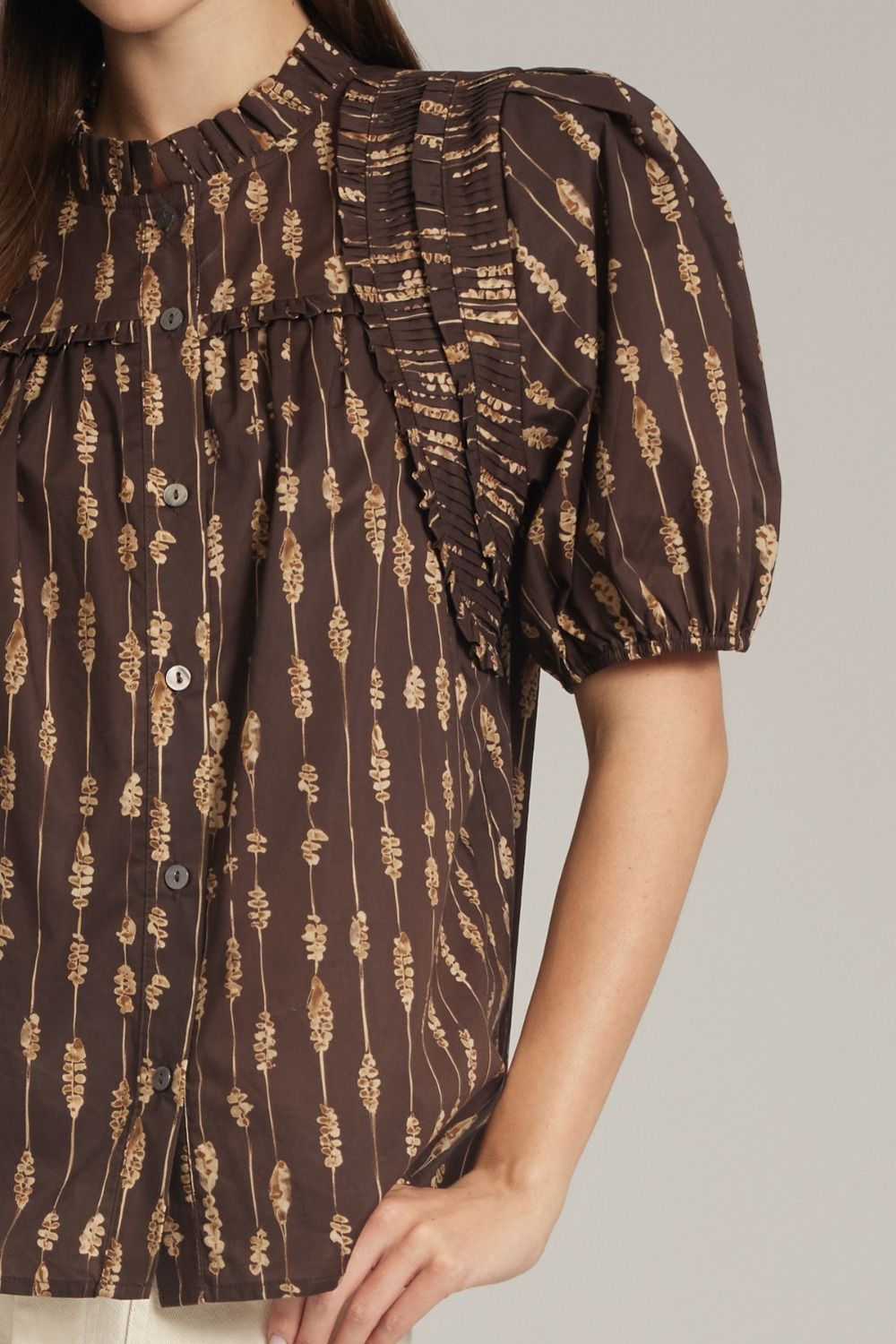 Mocha Meadow Top