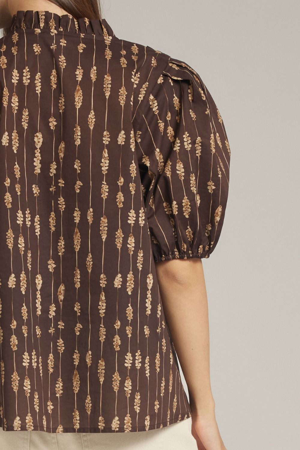Mocha Meadow Top